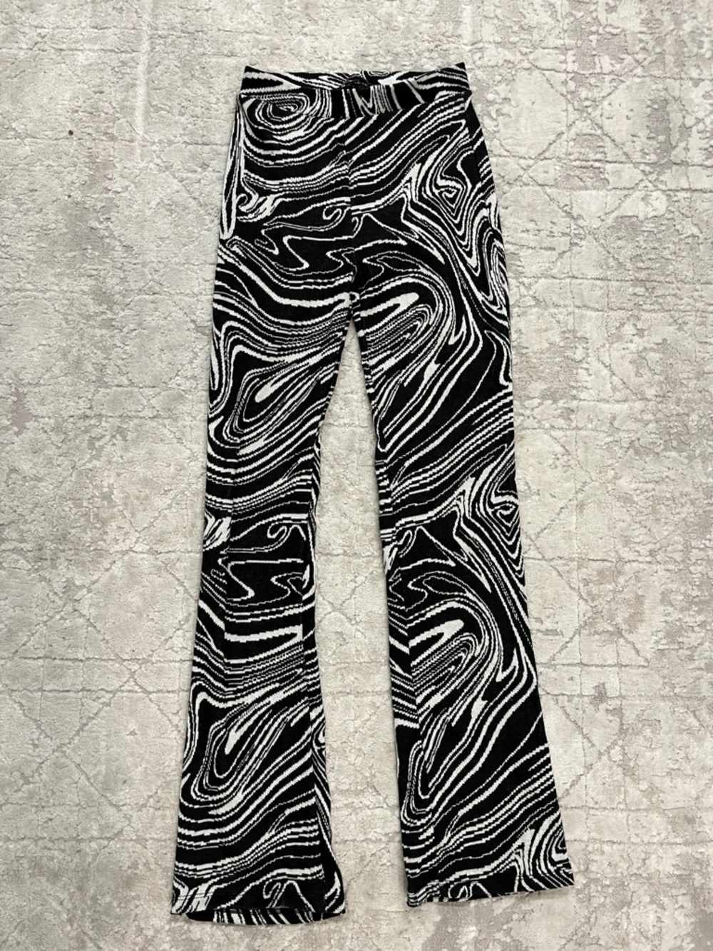 Zara Black and White Swirl Knit Pants elastic waist band small